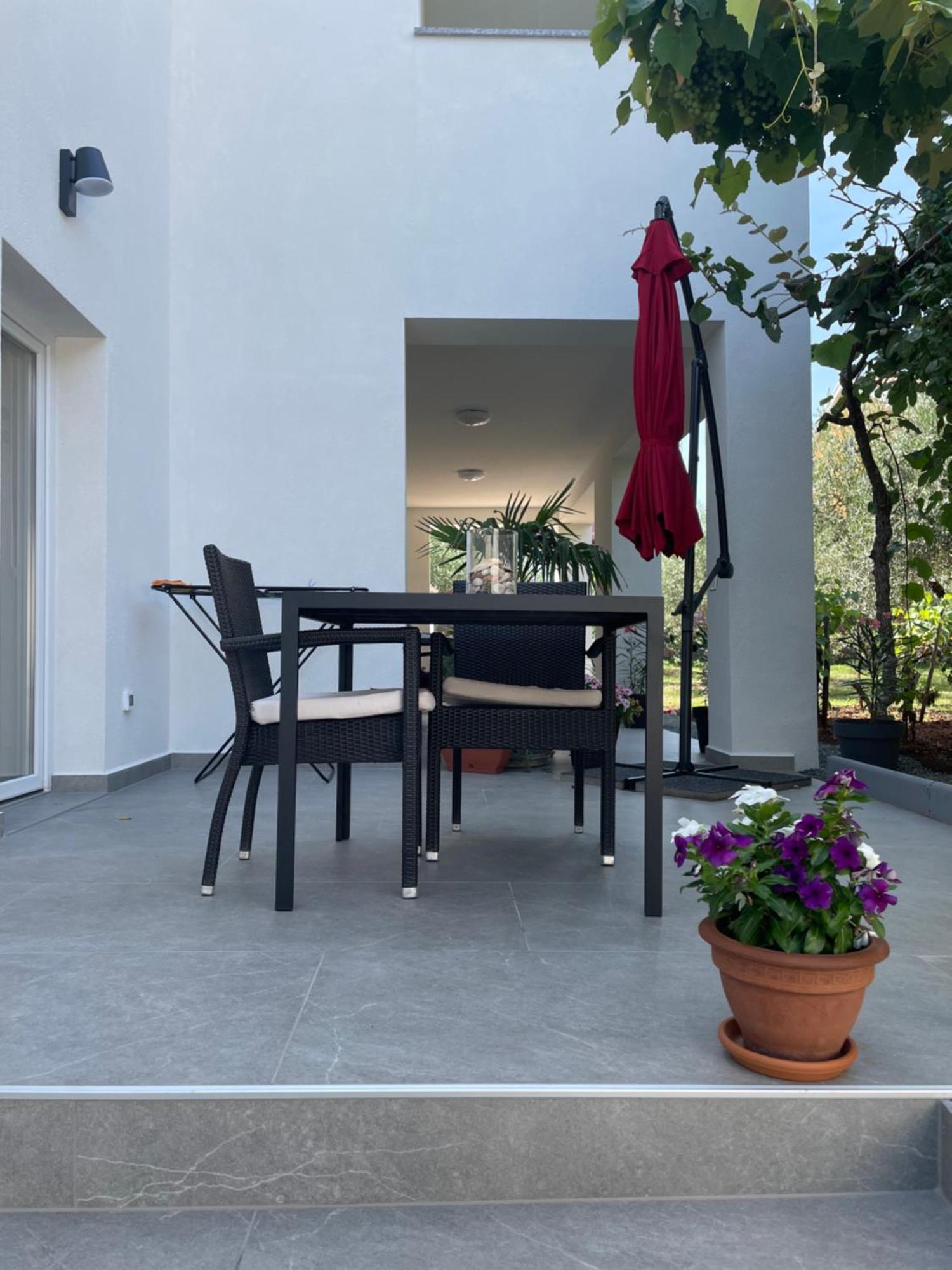 Apartmani Zvezdan Malinska Extérieur photo