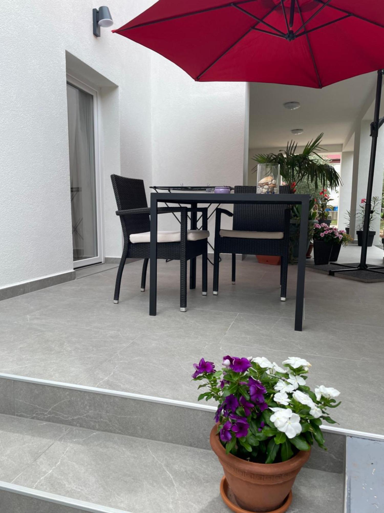Apartmani Zvezdan Malinska Extérieur photo